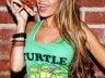 Des actrices X avec des T-Shirts de Superhéros