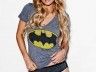 Des actrices X avec des T-Shirts de Superhéros