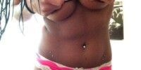 Underboob : les selfies de seins envahissent Twitter