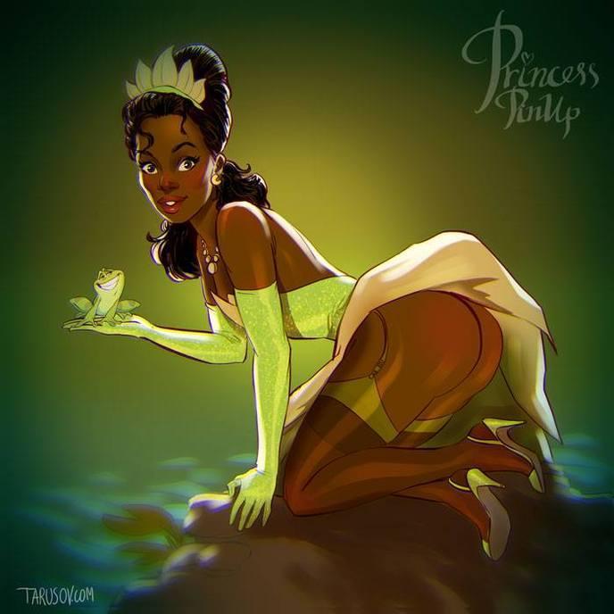 Il revisite les super-héroïnes et les princesses Disney en pin-up sexy